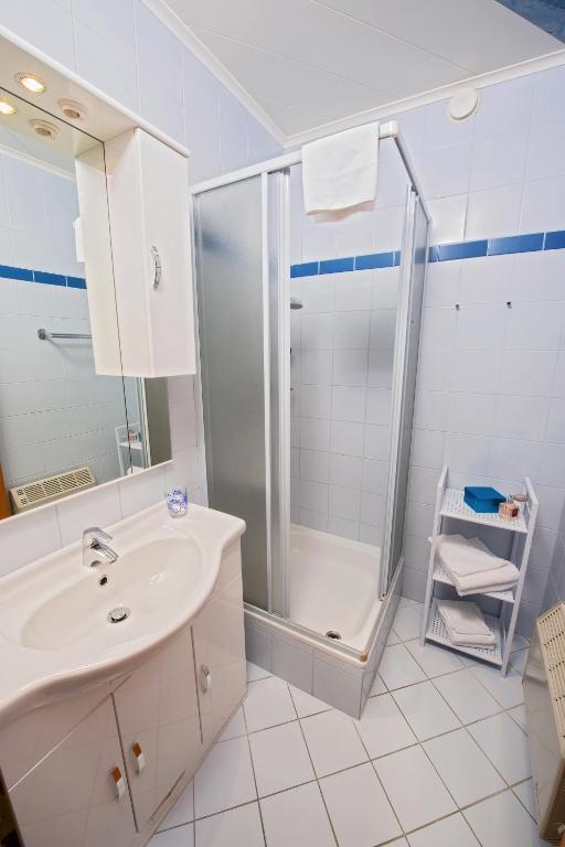 Seehotel Princes Sankt Kanzian am Klopeiner See Δωμάτιο φωτογραφία